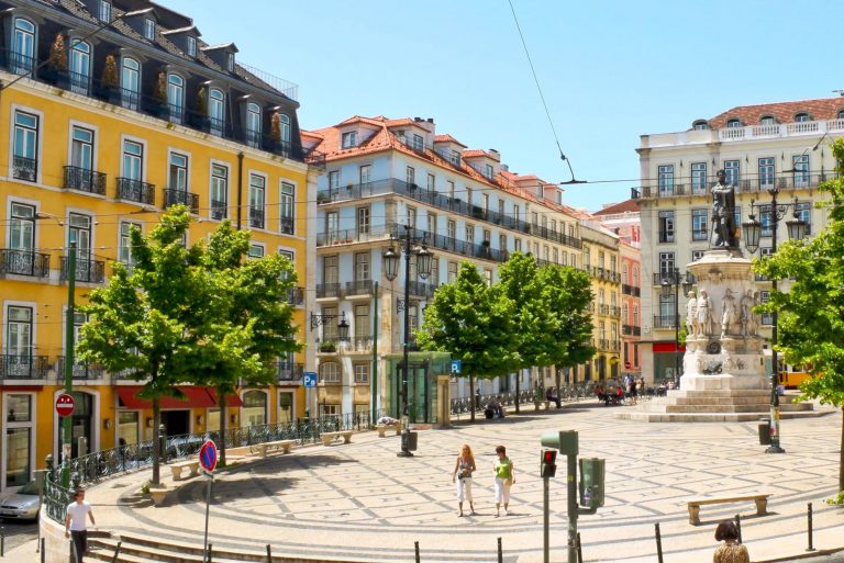 Lisbon property market in 2022 / 2023 Overview of real estate prices