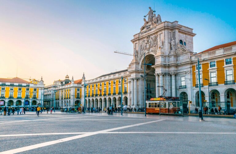 Real estate property management in Lisbon